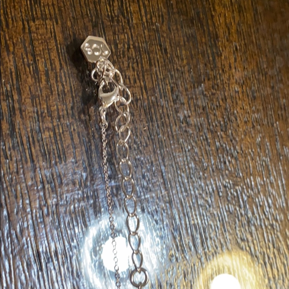 Swarovski necklace with a pendent - Picture 8 of 11